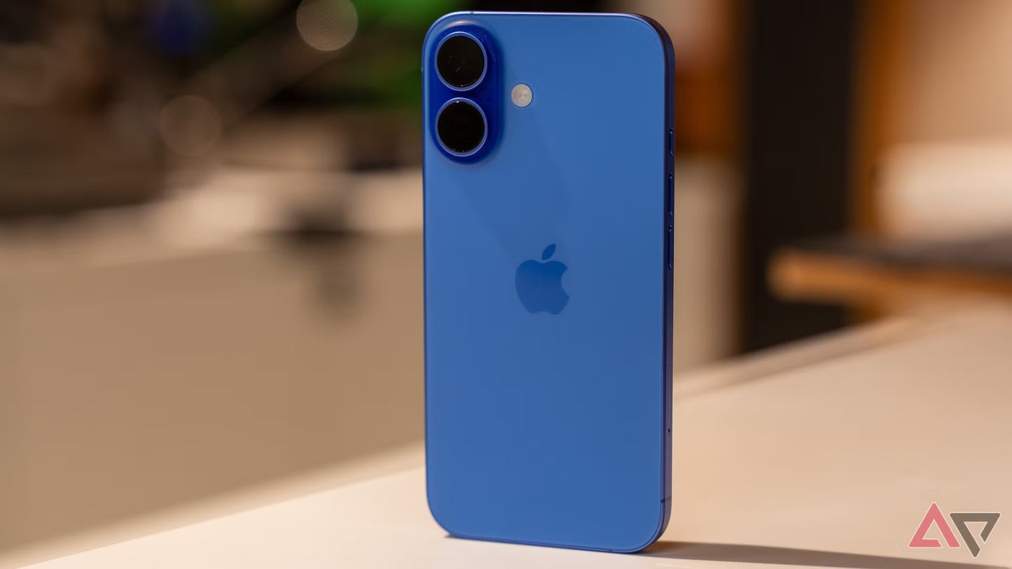 Apple iPhone 16 256GB Ultramarine